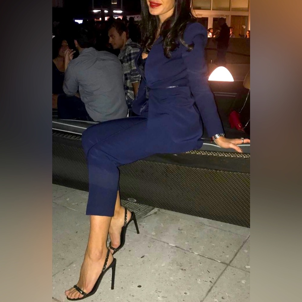 BCBGMAXAZRIA Blazer XXS and pants 0